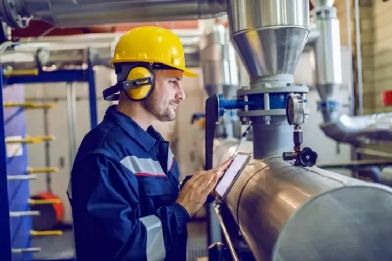 Linha Industrial — manutenção e processos industriais